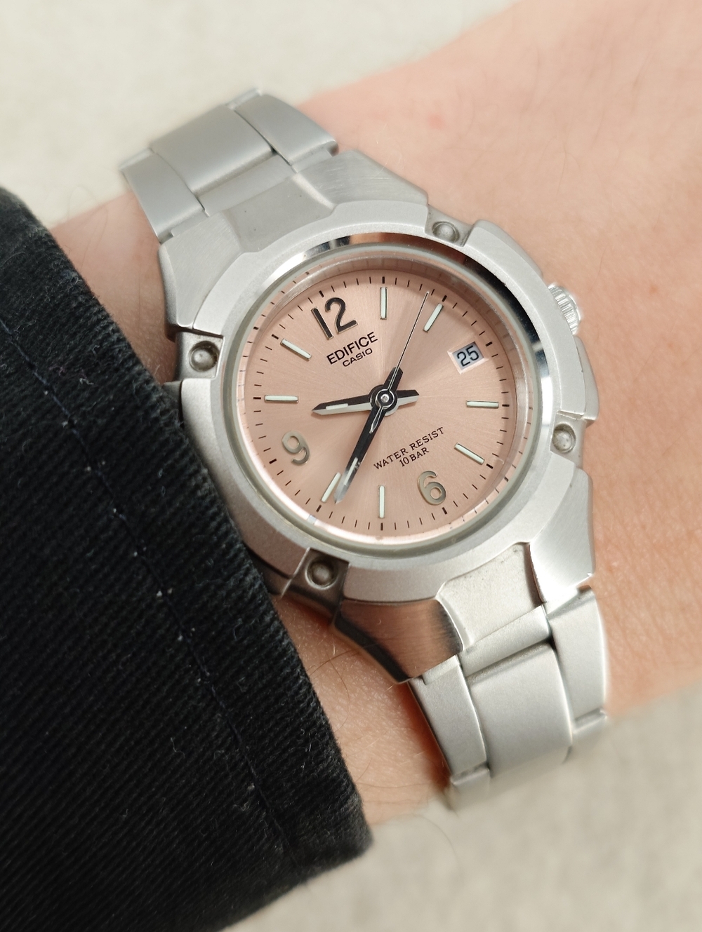 Casio Women’s Watch Edifice LMW-100 Salmon Dial 100M Date 29mm New Battery